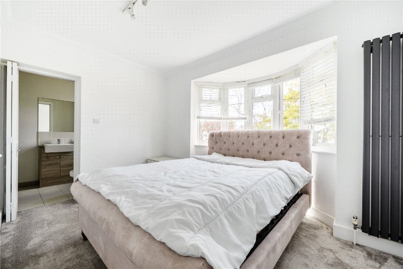 The Green, Badshot Lea, Farnham, Surrey, GU9