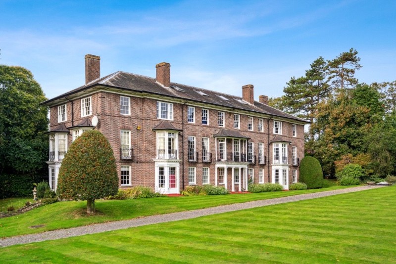 Park Lawn, Farnham Royal, Buckinghamshire, SL2