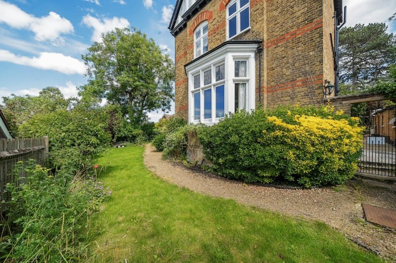 Kingswood Road, Bromley, BR2