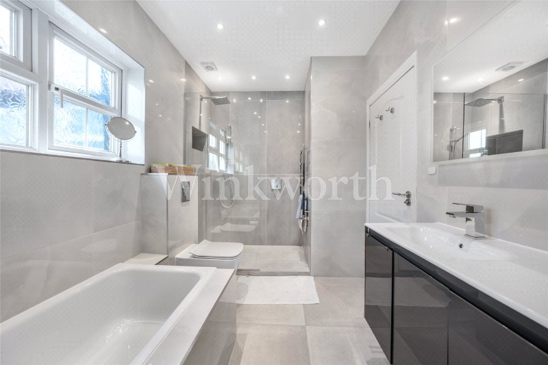 The Vale, London, NW11