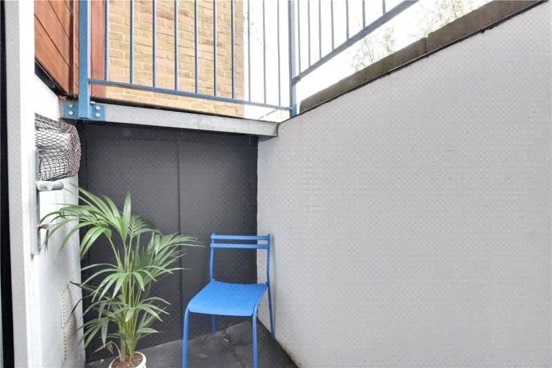Hedgley Mews, Lee, London, SE12