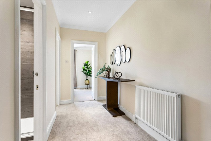 Rossiter Road, London, SW12