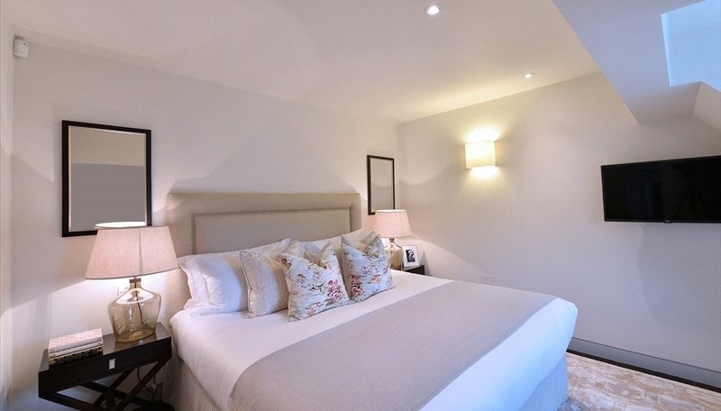 Duke Street, London, W1K