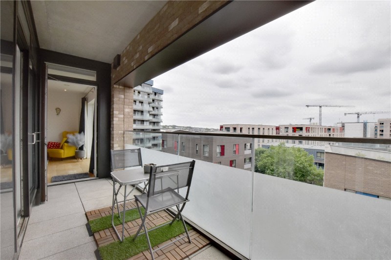 Peartree Way, London, SE10