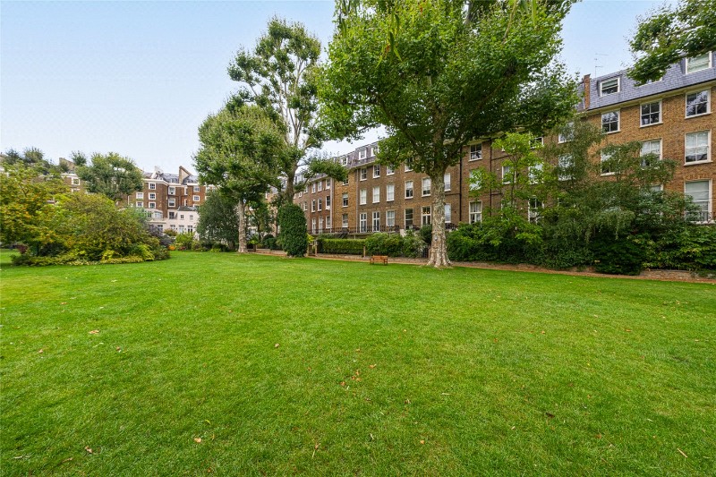 Randolph Avenue, London, W9