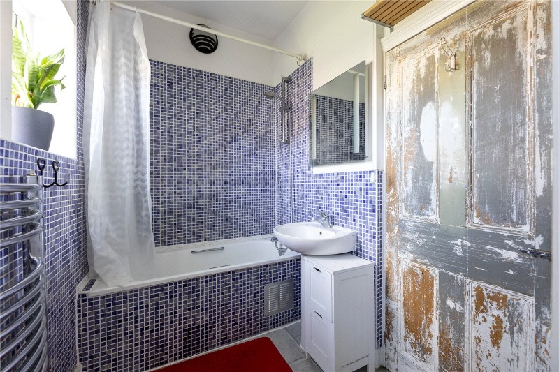 Mafeking Avenue, Brentford, TW8