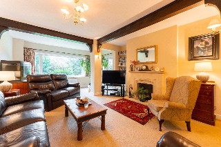 Almond Avenue, Leamington Spa, Warwickshire, CV32