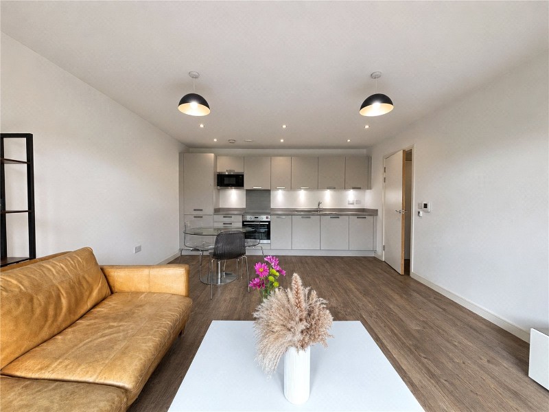 Blondin Way, London, SE16