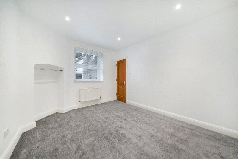 The Mitre, Grafton Road, London, NW5