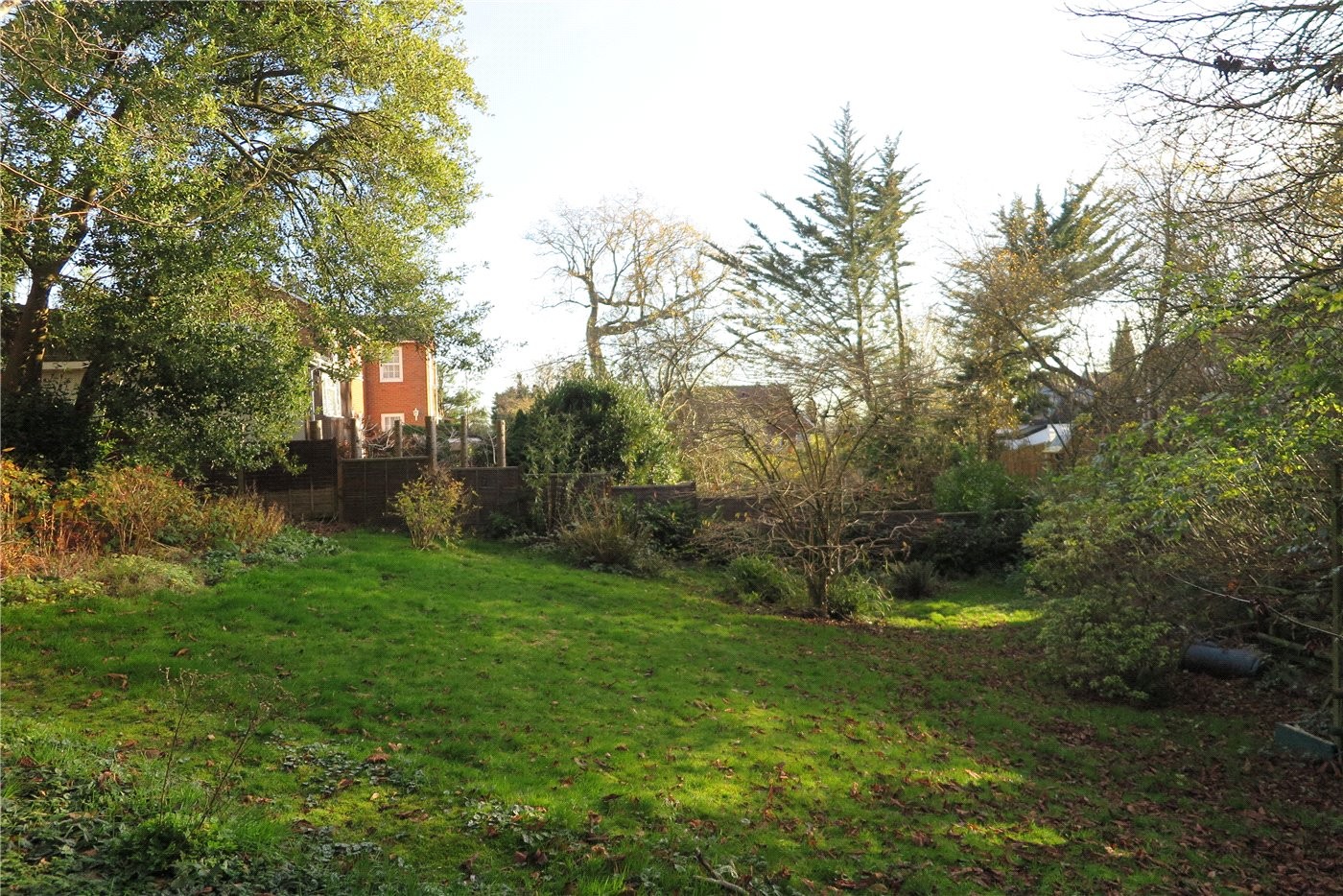 4 bedroom property for sale in Upper Hale Road, Upper Hale, Farnham