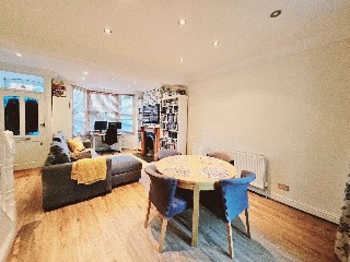 Birkbeck Road, London, N12