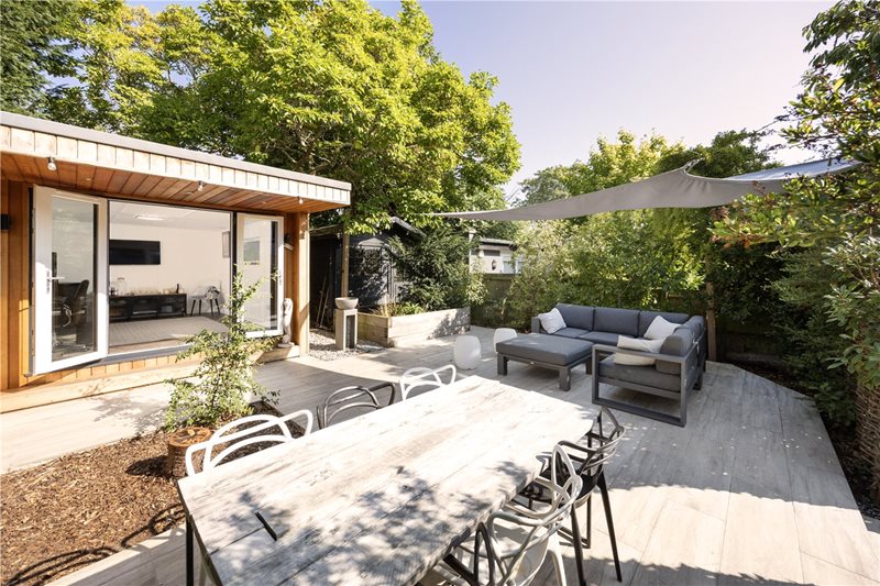 Valonia Gardens, East Putney, SW18