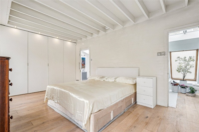 St. Lukes Mews, London, W11