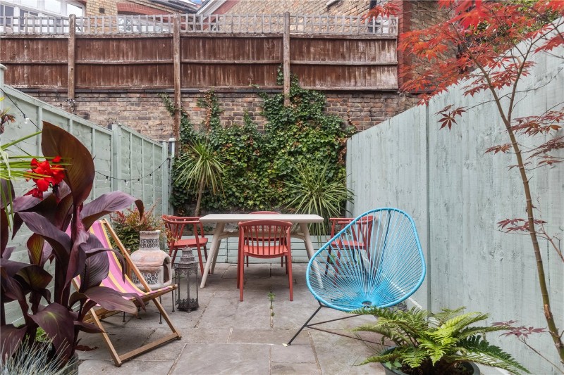 Hailsham Avenue, London, SW2