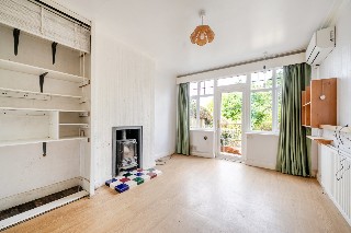 The Crescent, West Wickham, BR4