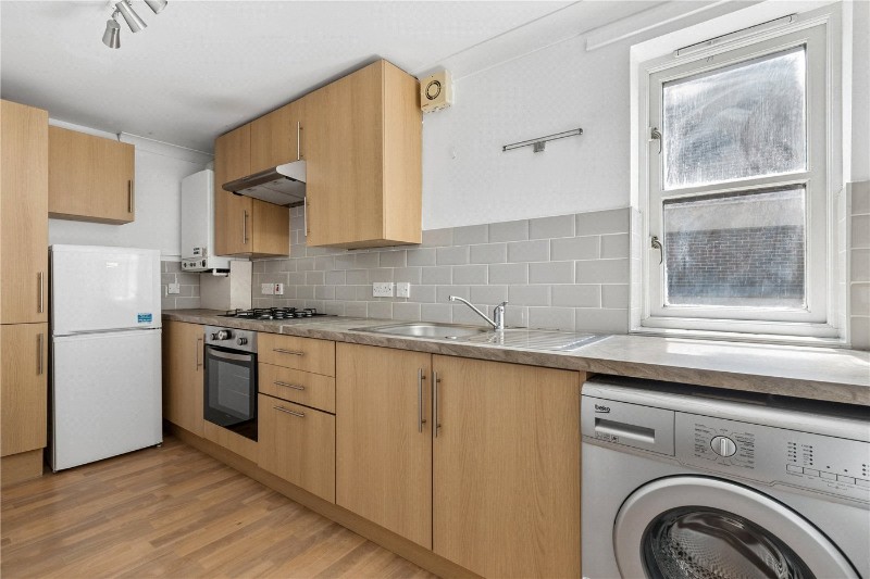 Seven Sisters Road, London, N4