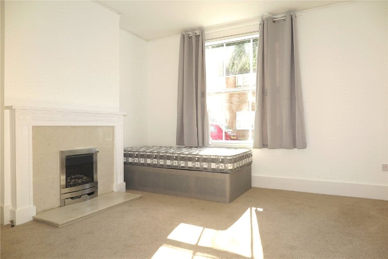 West Street, Farnham, Surrey, GU9
