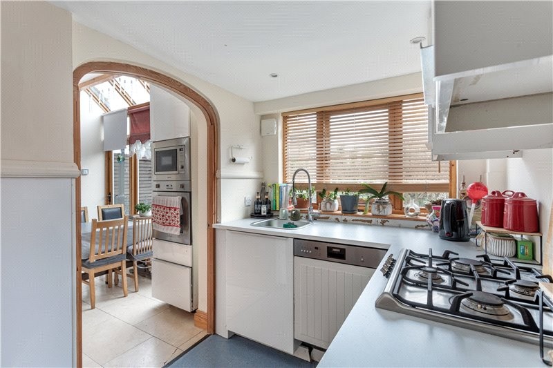 Knatchbull Road, London, SE5