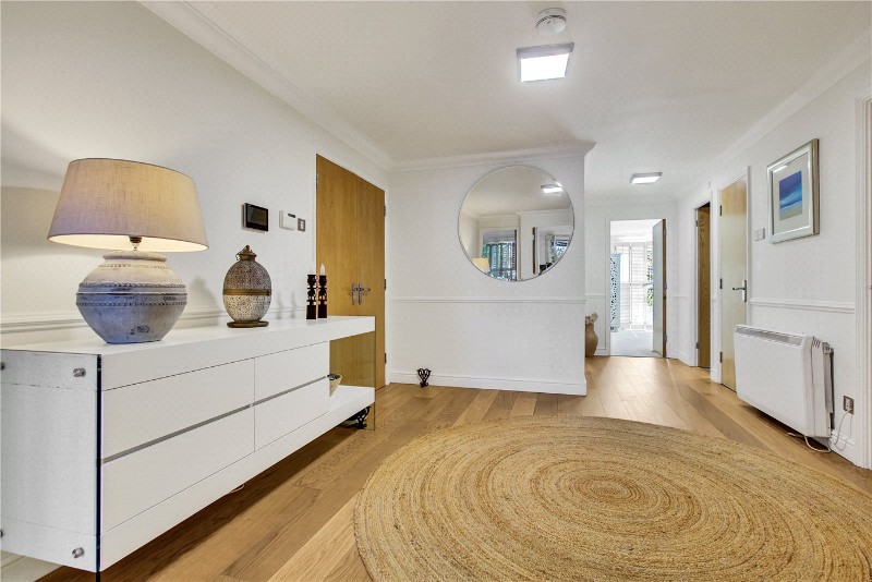 Greenfell Mansions, Glaisher Street, London, SE8