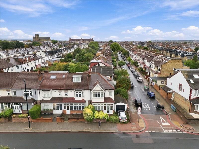 Tooting Bec Road, London, SW17