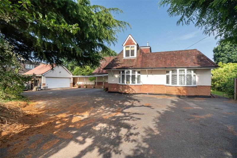 Highfield Road, Corfe Mullen, Wimborne, Dorset, BH21