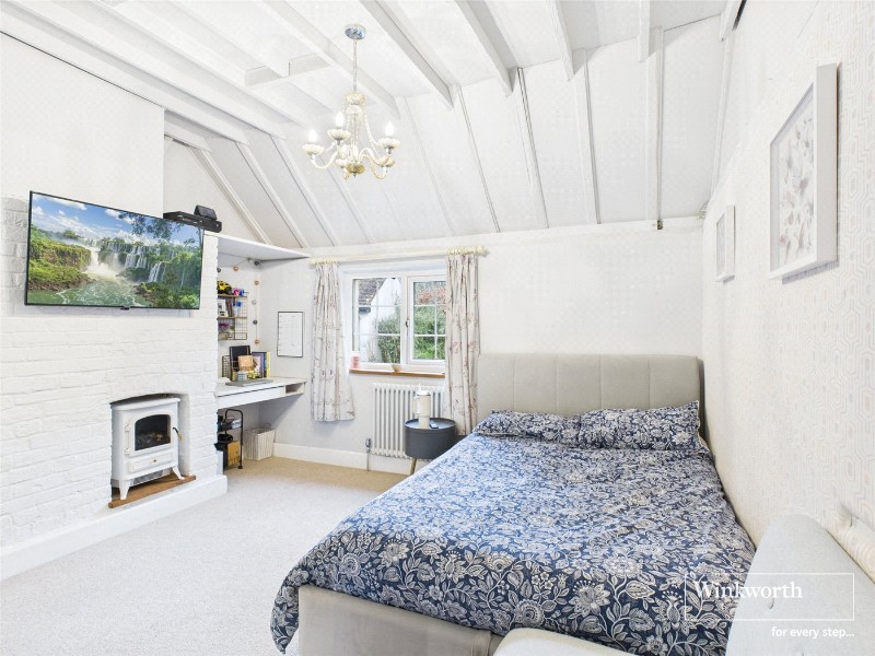 Burys Bank Road, Greenham, Thatcham, Berkshire, RG19