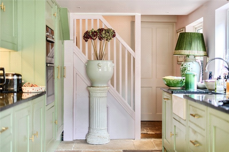 High Street, Ramsbury, Marlborough, Wiltshire, SN8