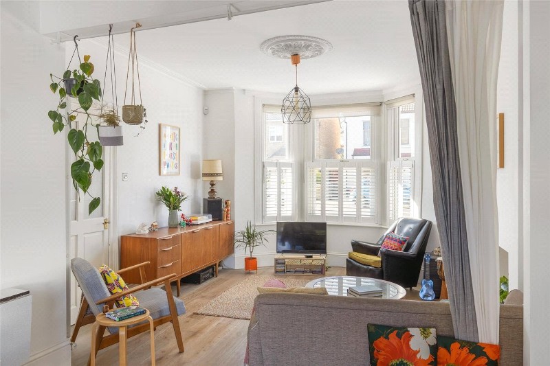 Holmesdale Road, London, SE25