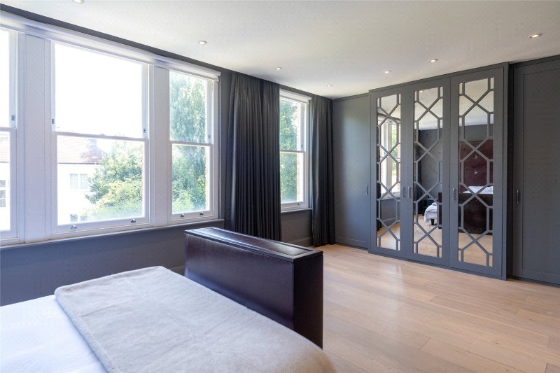 Elgin Avenue, London, W9
