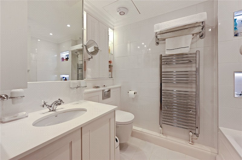 Vicarage Court, Vicarage Gate, London, W8