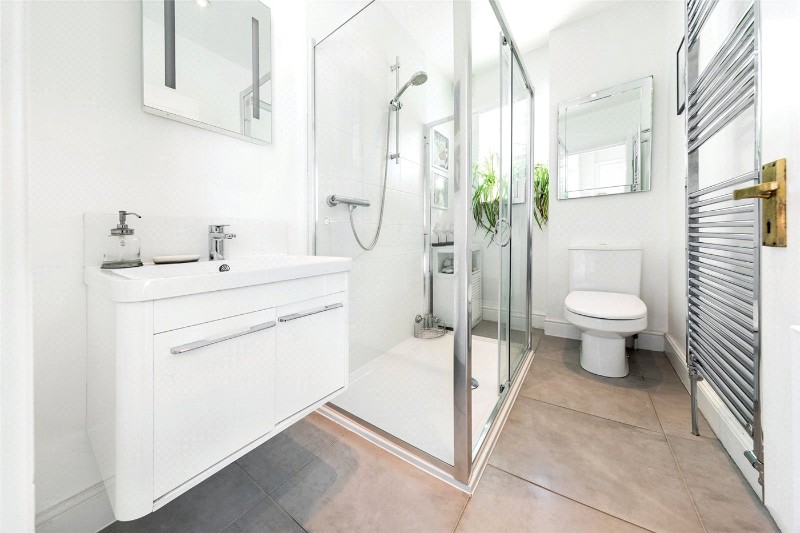 Chiswick High Road, Chiswick, London, W4