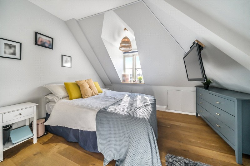 Fullers Road, Rowledge, Farnham, Surrey, GU10