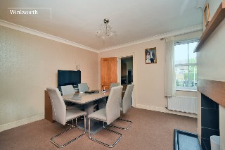 Clarkes Avenue, Worcester Park, KT4