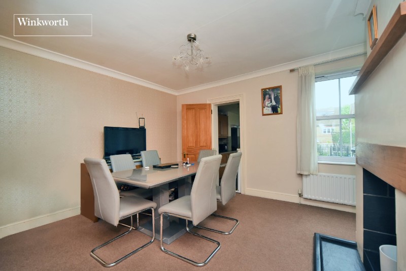 Clarkes Avenue, Worcester Park, KT4
