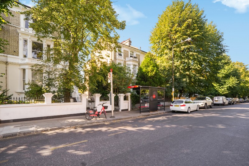 Cambridge Gardens, London, W10