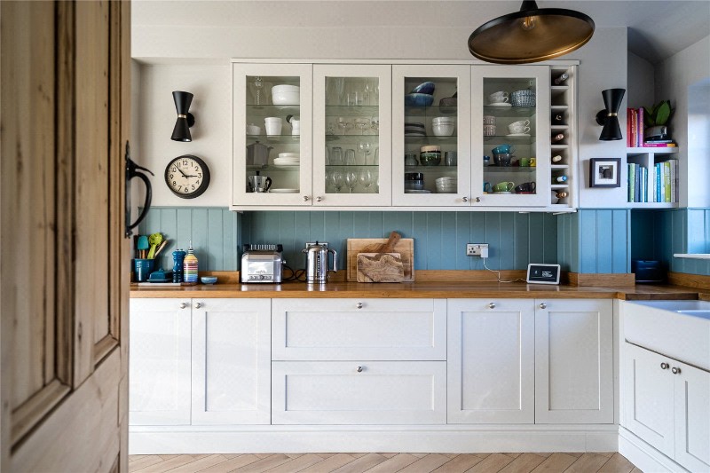 Cricklade Avenue, London, SW2