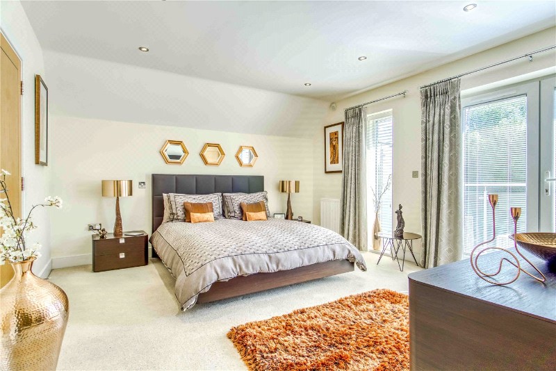 Delhi Close, Lower Parkstone, Poole, BH14