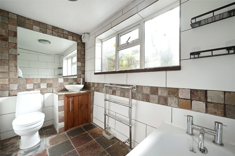 Ellerslie Road, London, W12