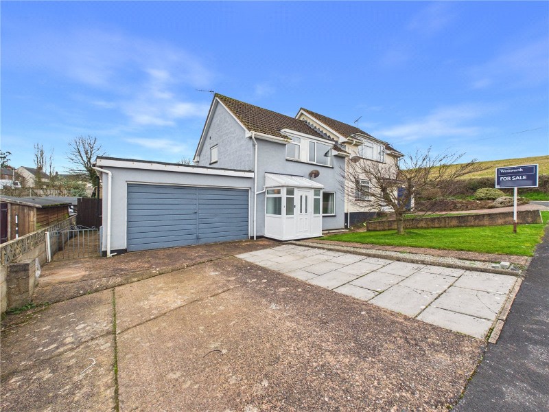 Brady Close, Sandford, Crediton, Devon, EX17