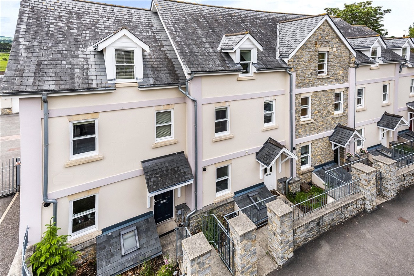 4 bedroom property for sale in Countess Wear Road, Exeter, EX2 (Ref