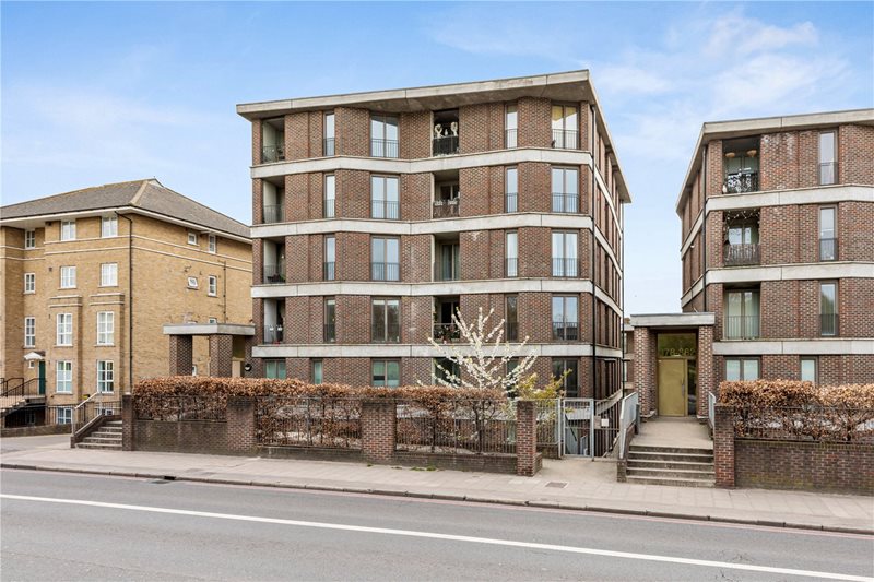 Seven Sisters Road, London, N4