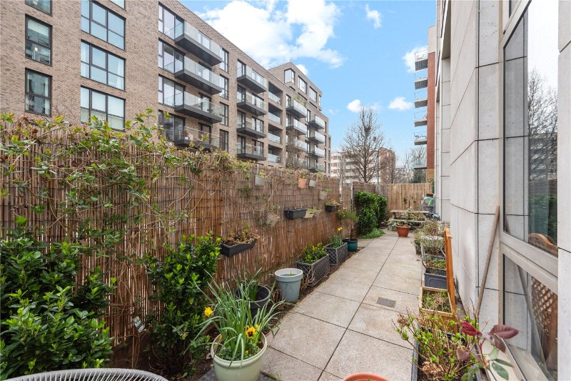 Swan Lane, London, N4