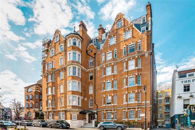 South Street, London, W1K
