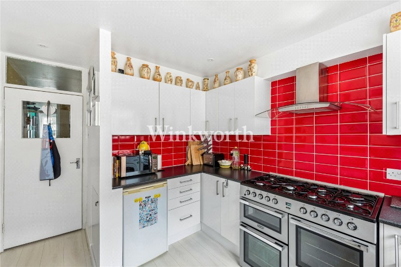 Taylor Close, London, United Kingdom, N17