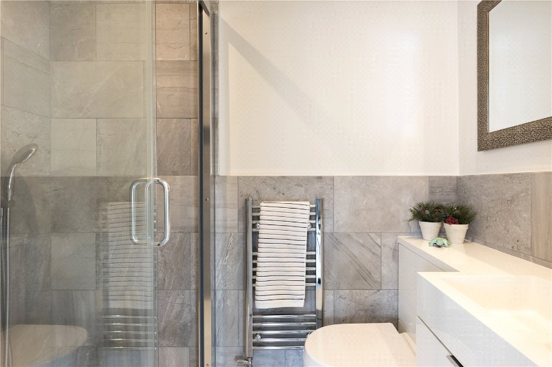Carmalt Gardens, London, Putney, SW15