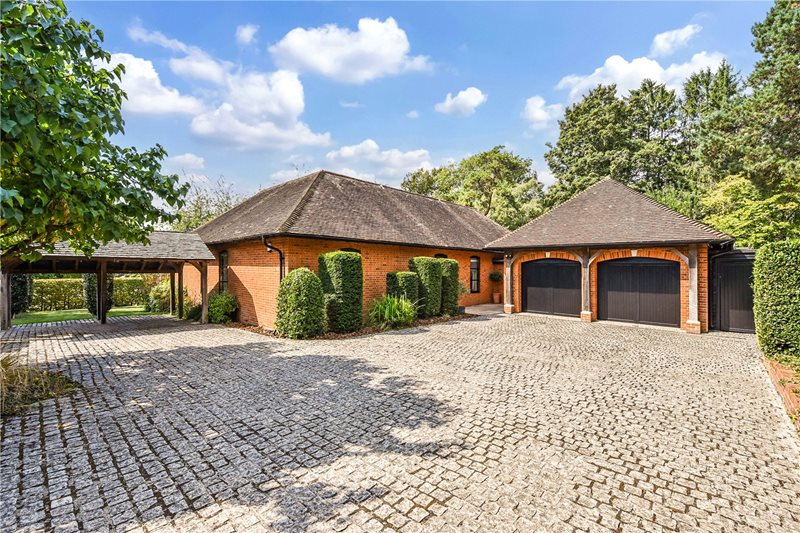 Field Way, Compton, Winchester, Hampshire, SO21