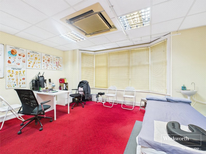 Cross Street, Reading, Berkshire, RG1