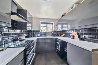 Chestnut Grove, Dartmouth, Devon, TQ6