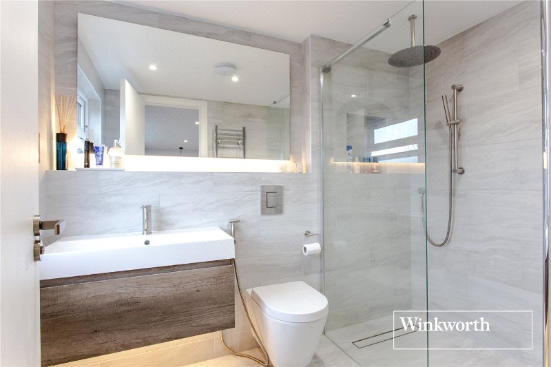 Hervey Close, Finchley, London, N3