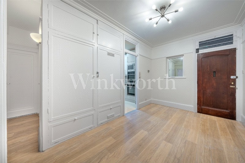 Holmdale Gardens, London, NW4